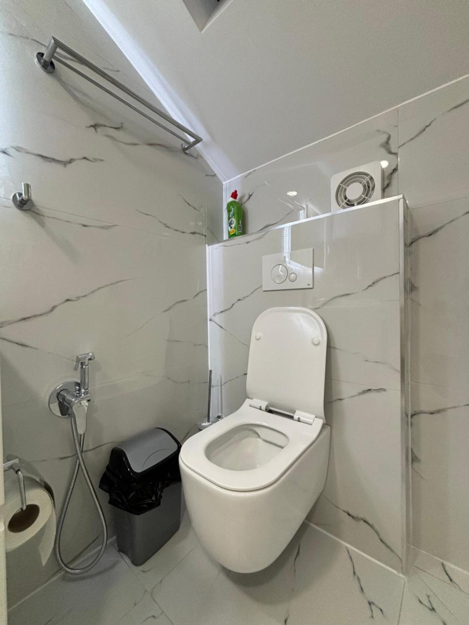 2Bedroom Apartment,Free Parking 06 Kamez Bagian luar foto